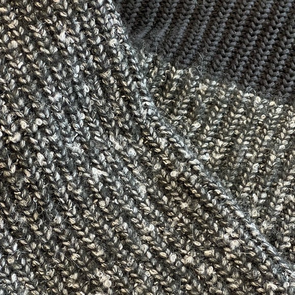 Varley Willard 1/2 Zip Knit Sweater, Black and Gray, High Neck, Relaxed, XS - Picture 15 of 16